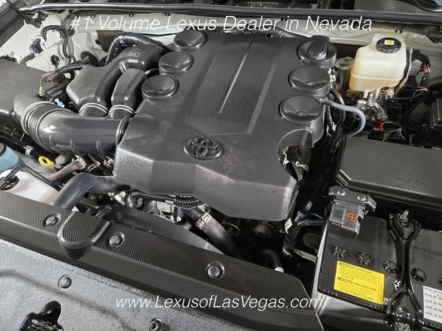 Used 2021 Toyota 4Runner SR5 Premium w/ Moonroof Package AWD/4WD image 26