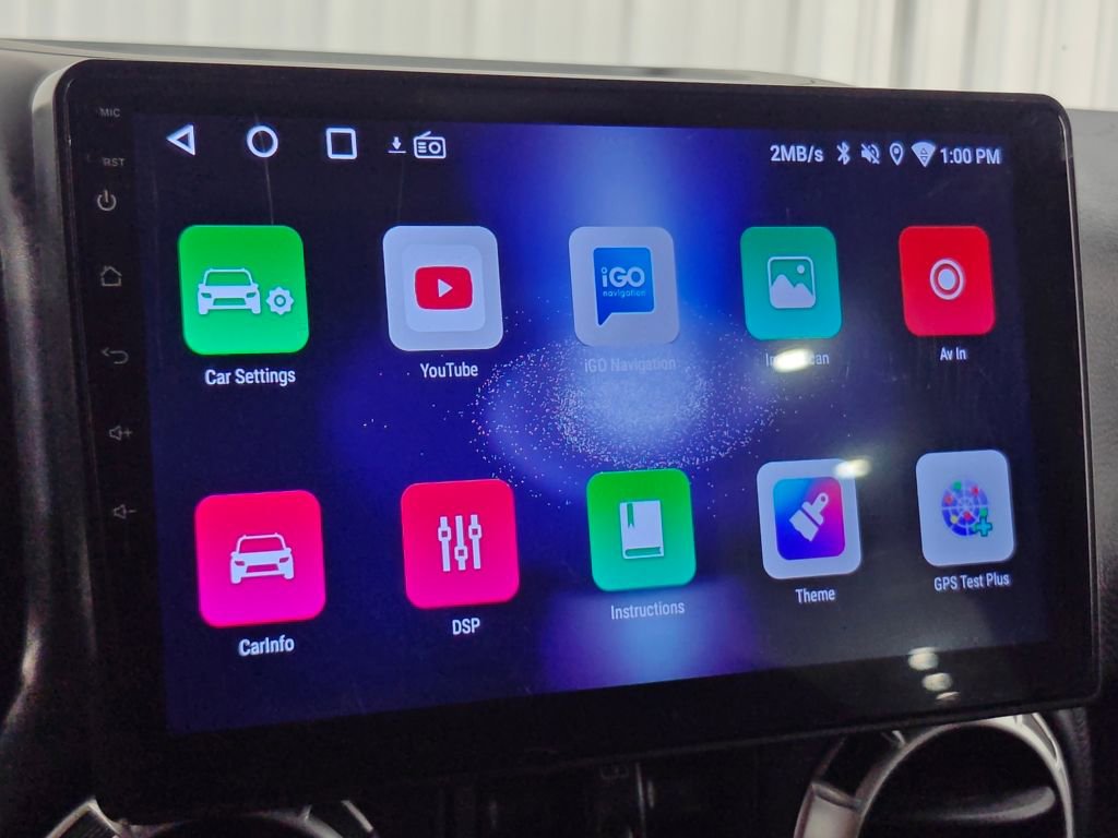 Used 2015 Jeep Wrangler Unlimited Sahara w/ Dual Top Group image 27