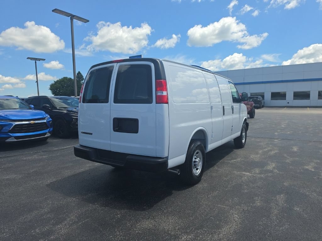 New 2026 Chevrolet Express 2500 w/ Driver Convenience Package RWD image 7