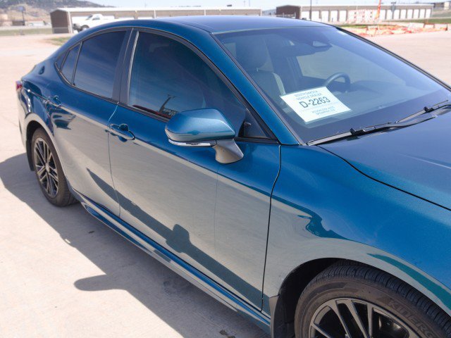Used 2026 Toyota Camry SE FWD image 10