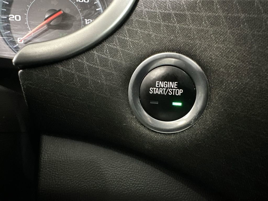 Used 2022 Chevrolet Malibu RS image 19