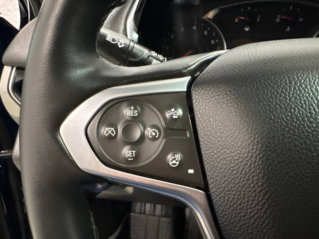 Used 2023 Chevrolet Traverse LT AWD/4WD image 24