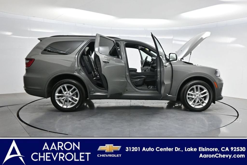 Used 2025 Dodge Durango GT AWD/4WD image 3