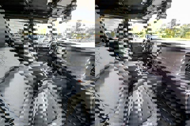 New 2025 Ford Bronco Badlands image 68