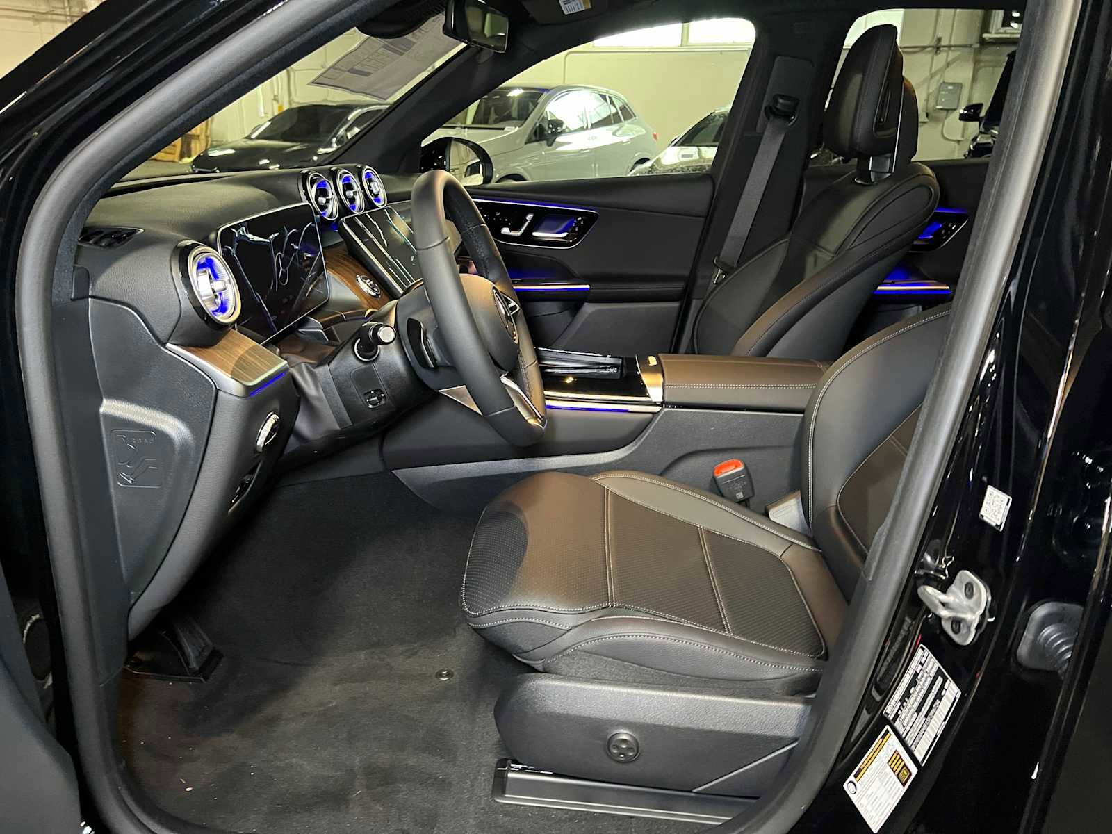 New 2025 Mercedes-Benz GLC 300 4MATIC image 20