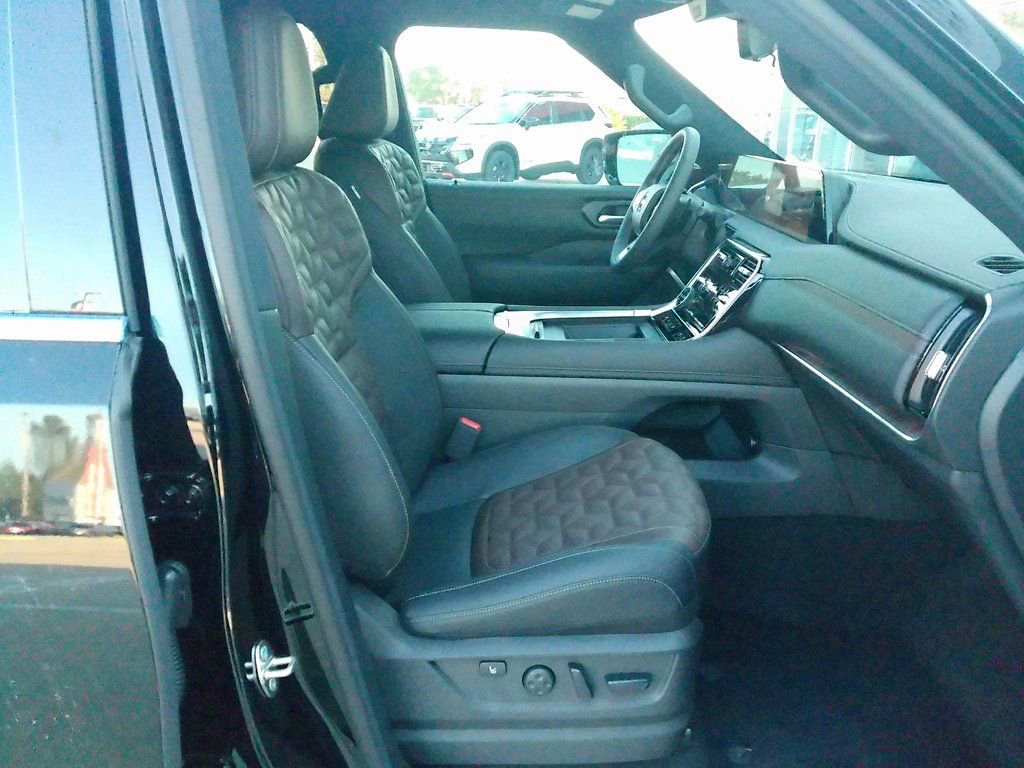 New 2026 Nissan Armada Platinum Reserve image 16