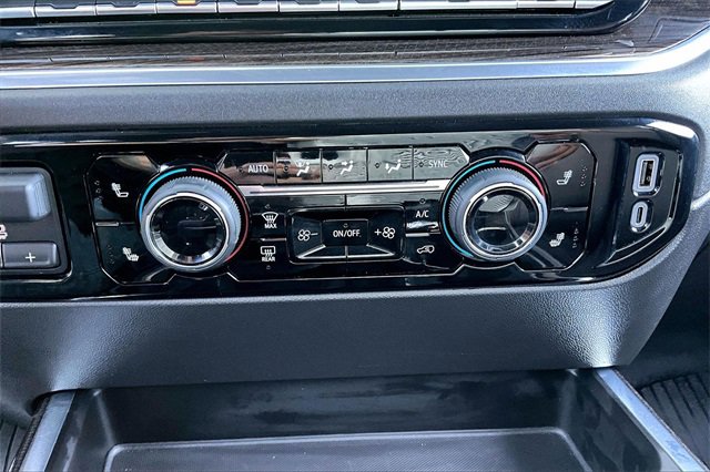 Used 2025 Chevrolet Silverado 1500 LT Trail Boss w/ Convenience Package II image 17