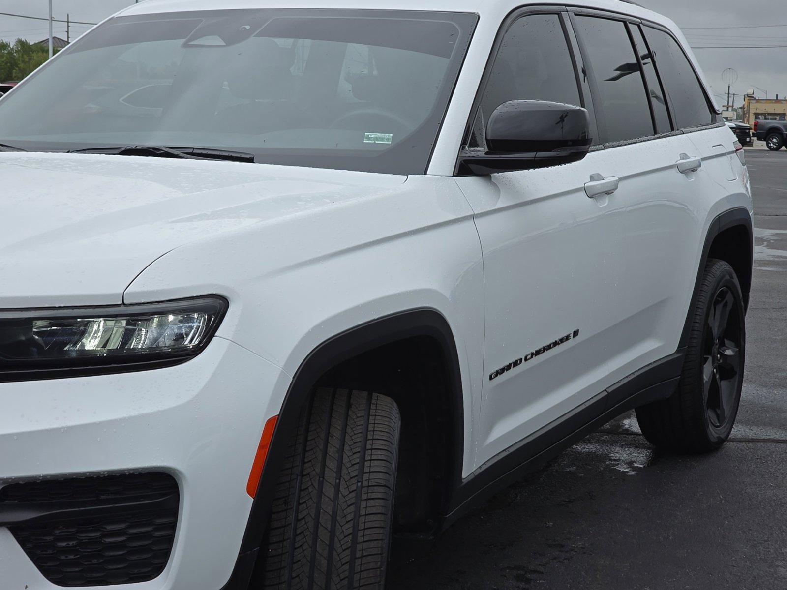 Used 2023 Jeep Grand Cherokee Altitude AWD/4WD image 60