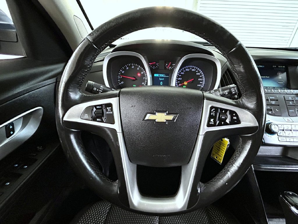Used 2017 Chevrolet Equinox LT w/ Convenience Package AWD/4WD image 11