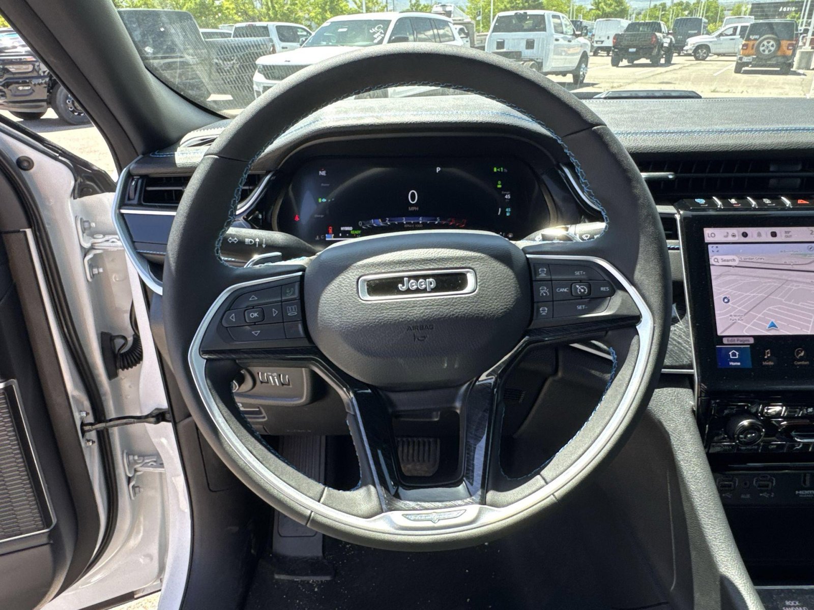 New 2025 Jeep Grand Cherokee Trailhawk AWD/4WD image 21
