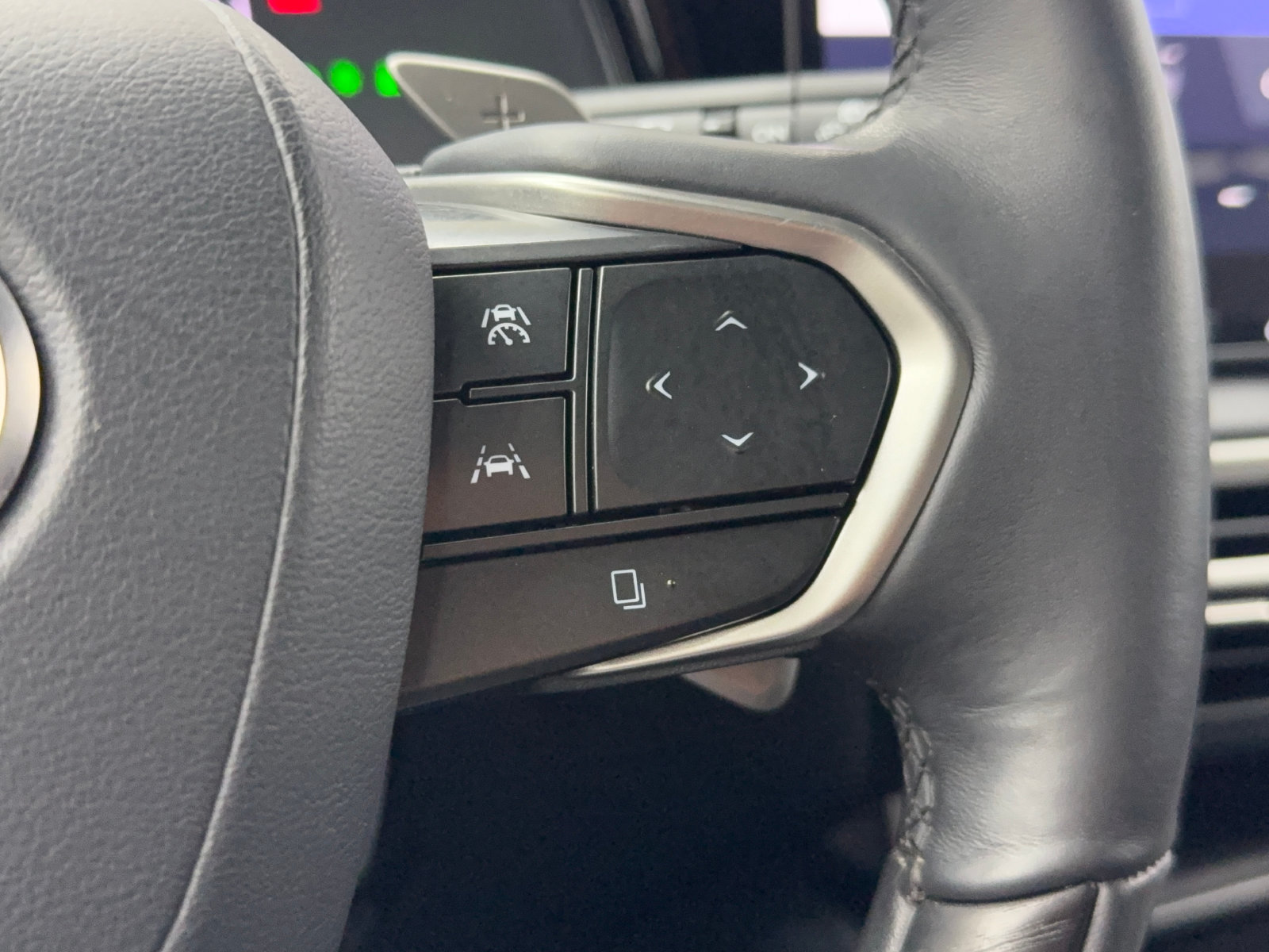 Used 2023 Lexus RX 350 Premium Plus w/ Cold Area Package FWD image 30