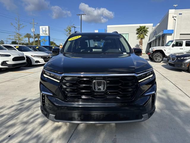 Used 2023 Honda Pilot Touring video 2