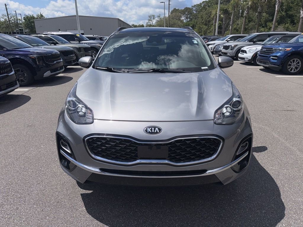 Certified 2021 Kia Sportage EX w/ EX Technology Package AWD/4WD image 2