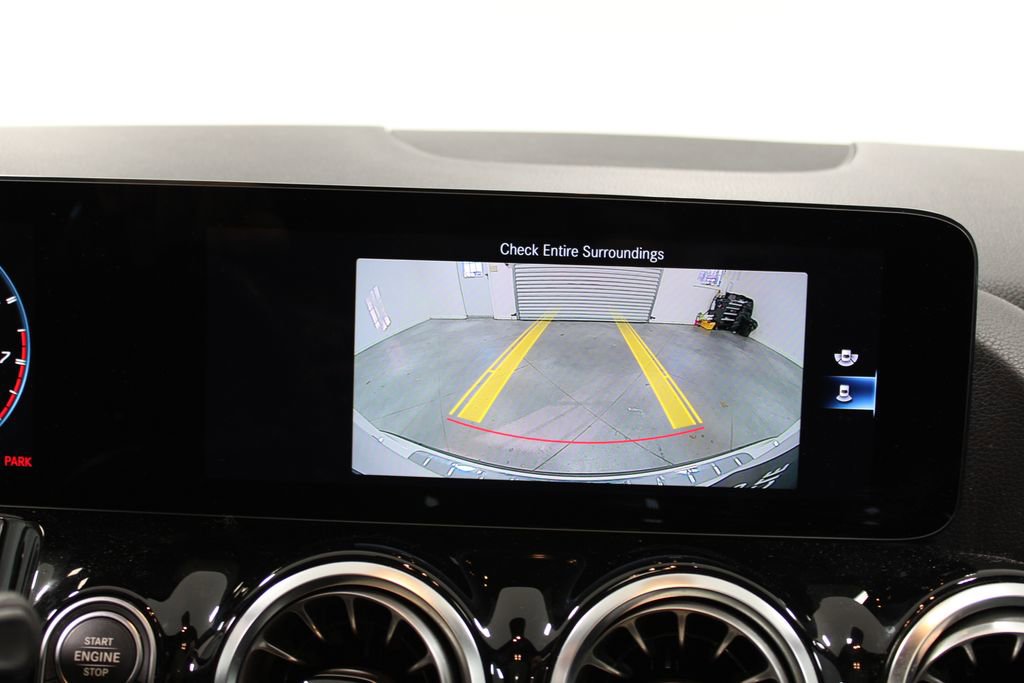 Used 2022 Mercedes-Benz GLA 35 AMG 4MATIC image 33