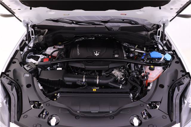 Certified 2023 Maserati Grecale Modena AWD/4WD image 11