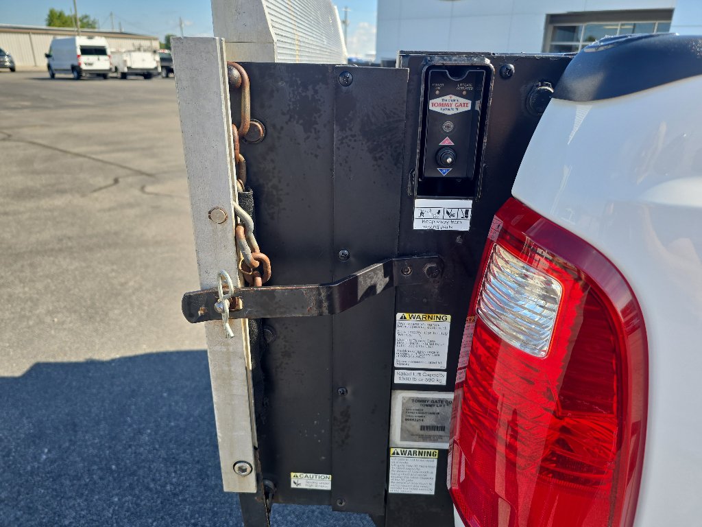 Used 2014 Ford F250 XL w/ Power Equipment Group AWD/4WD image 11