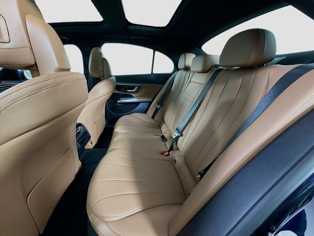 New 2026 Mercedes-Benz E 350 4MATIC Sedan image 24