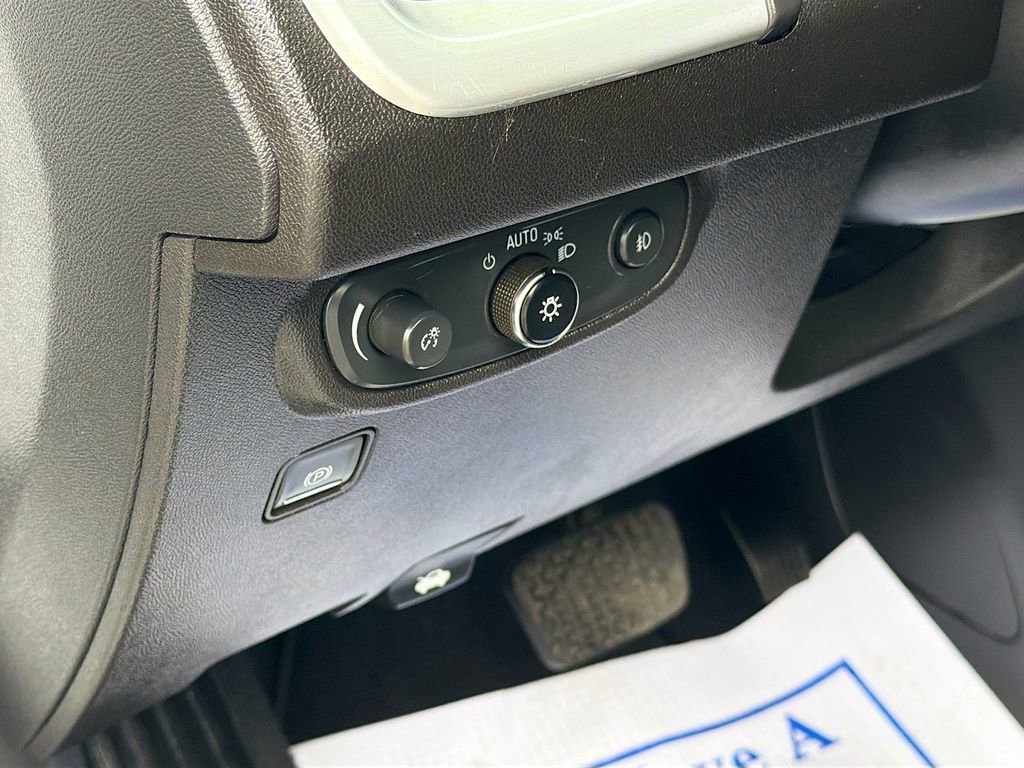 Used 2020 GMC Terrain SLT w/ Preferred Package image 10