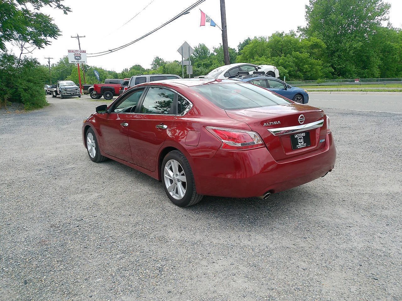 Used 2013 Nissan Altima 2.5 SL FWD image 10