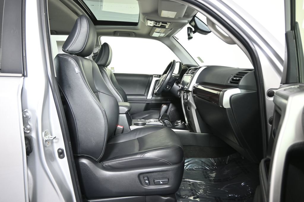 Used 2024 Toyota 4Runner Limited image 13