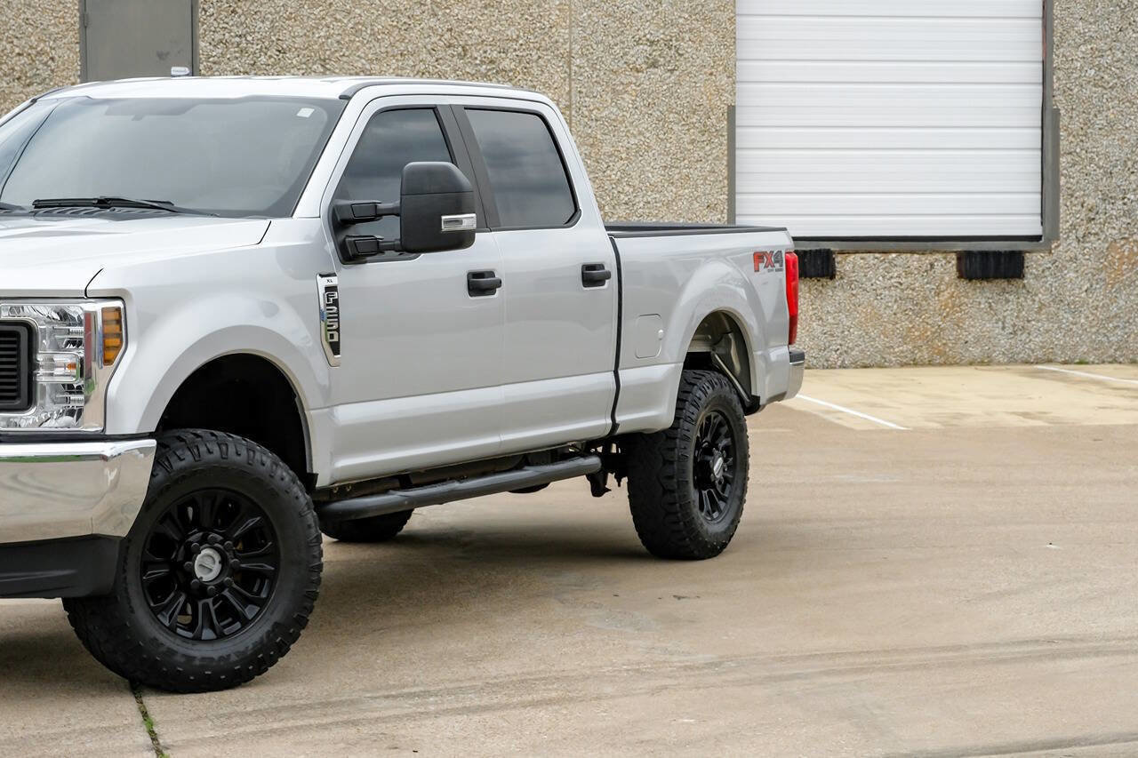 Used 2018 Ford F250 XL w/ Power Equipment Group AWD/4WD image 6