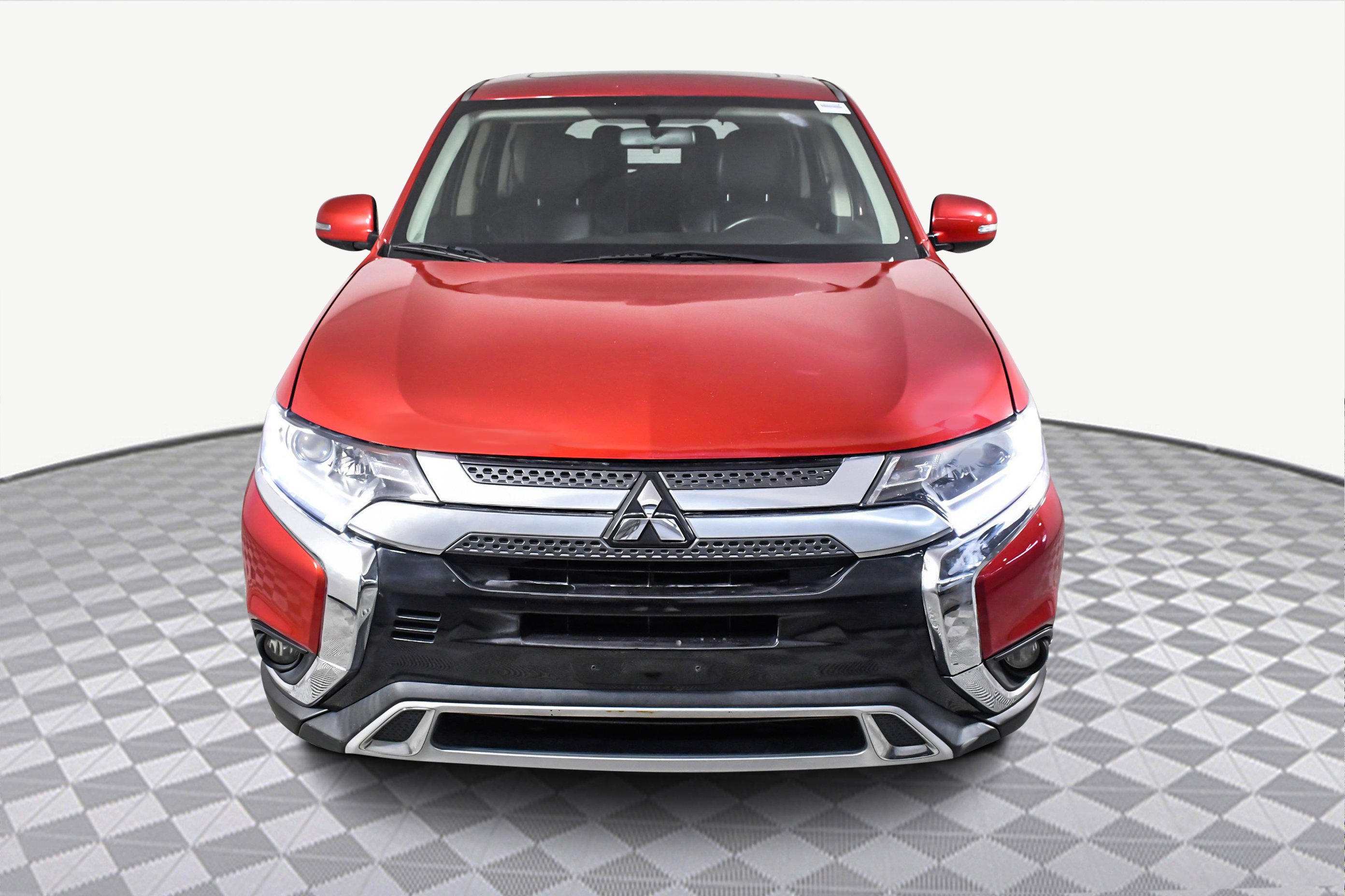 Used 2019 Mitsubishi Outlander LE video 2