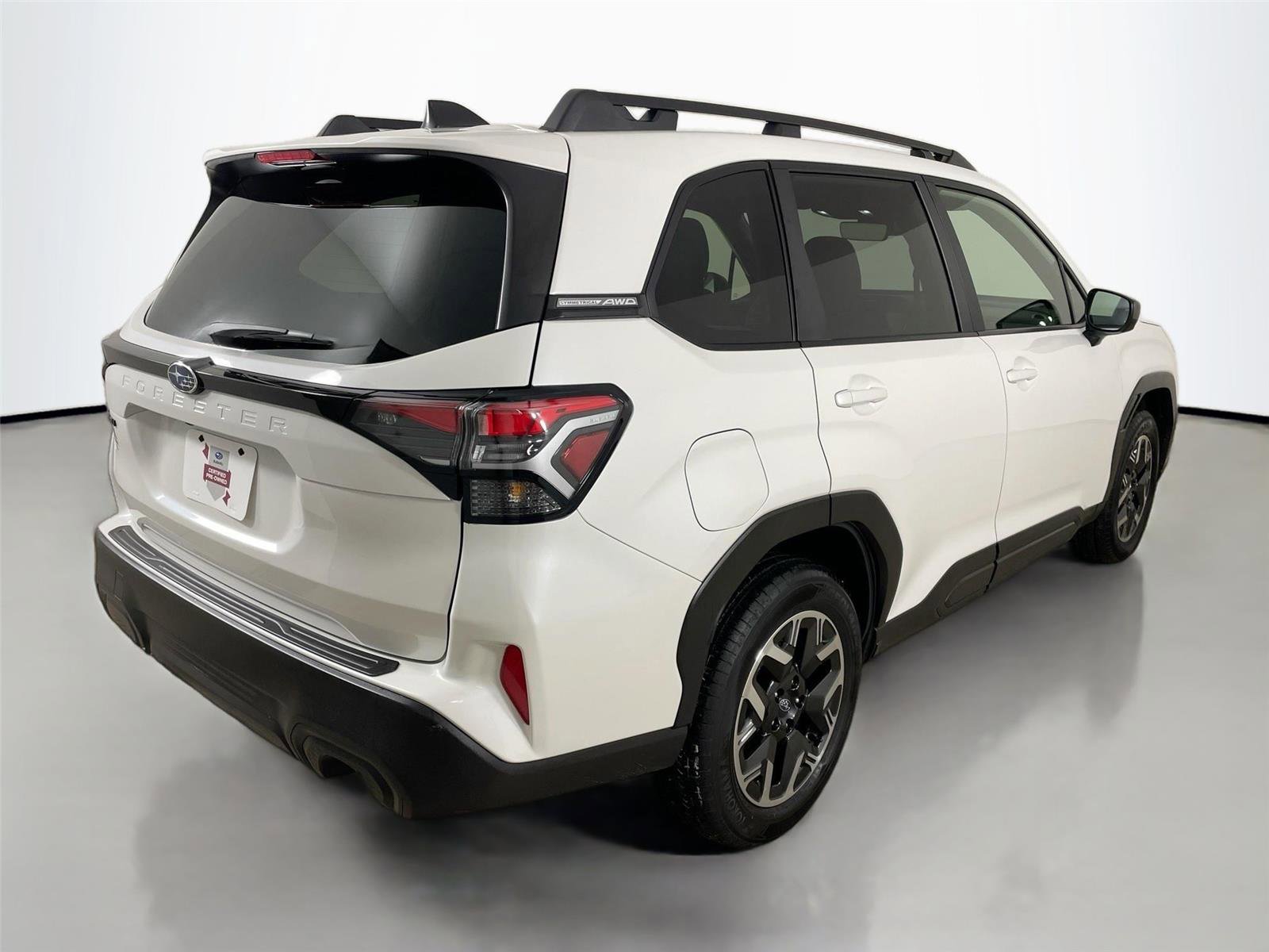 Used 2025 Subaru Forester Premium w/ Convenience Package #1 image 13