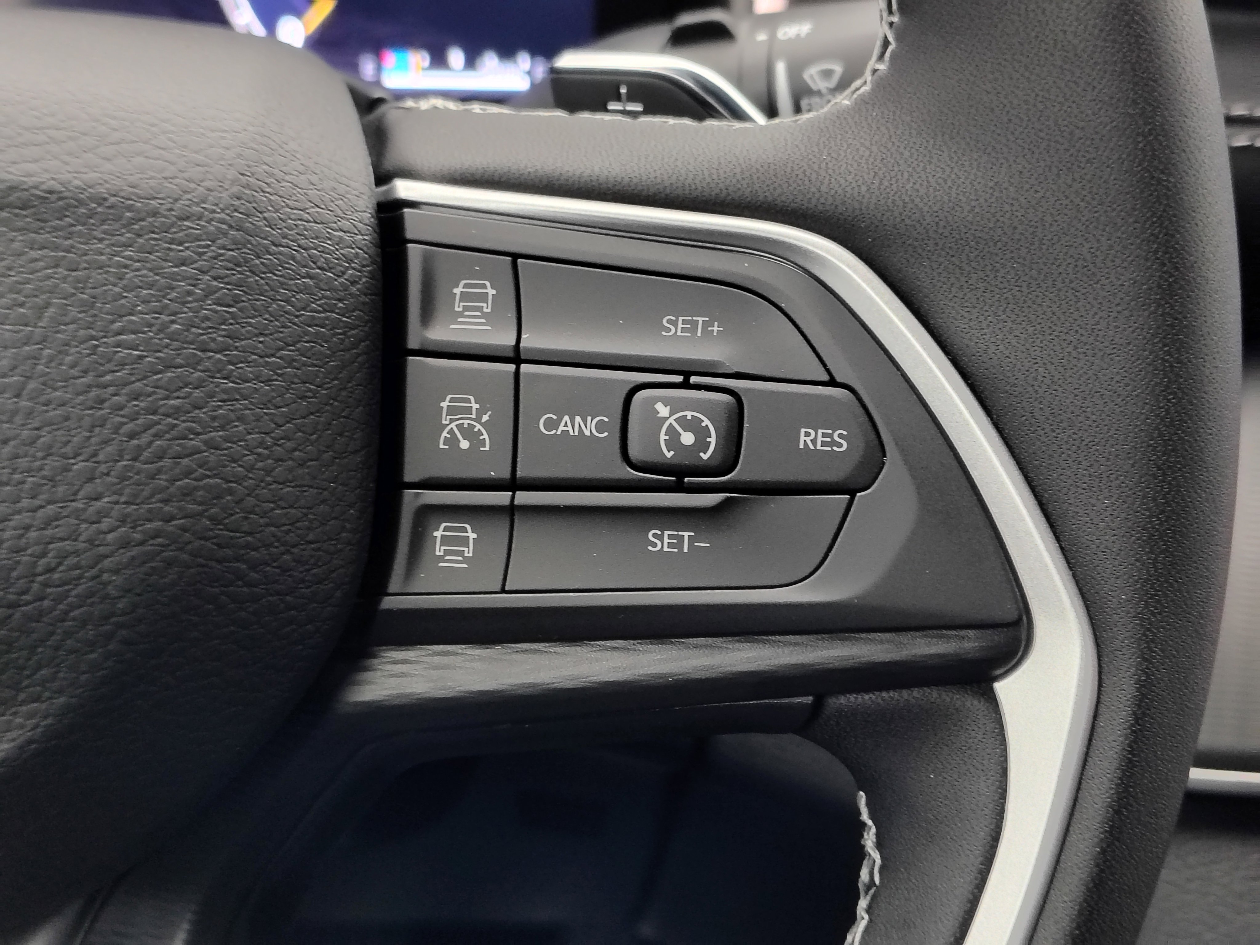 New 2025 Jeep Grand Cherokee Altitude image 35