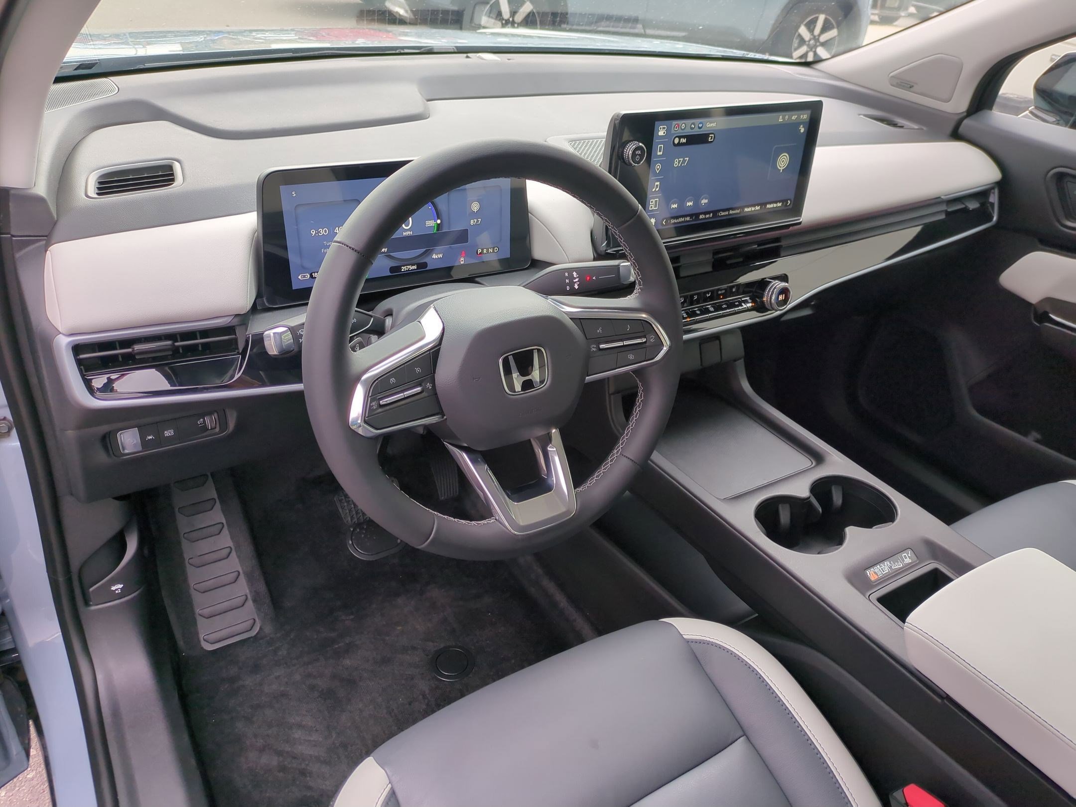 Used 2025 Honda Prologue Touring image 14