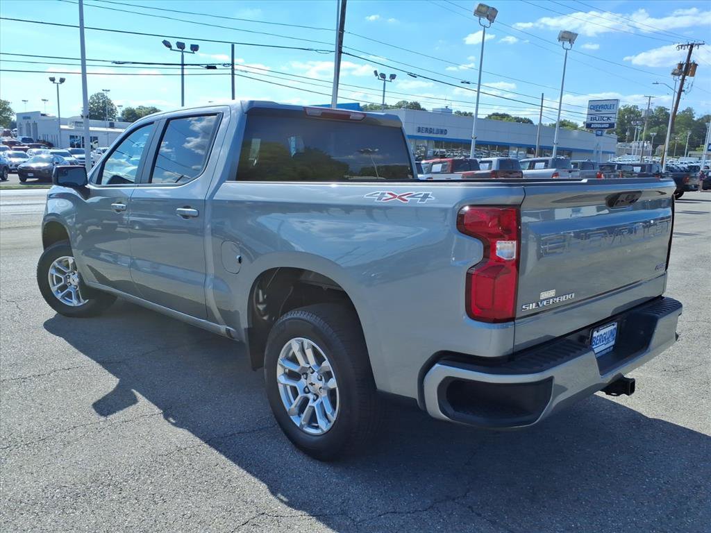 Used 2026 Chevrolet Silverado 1500 RST AWD/4WD image 6