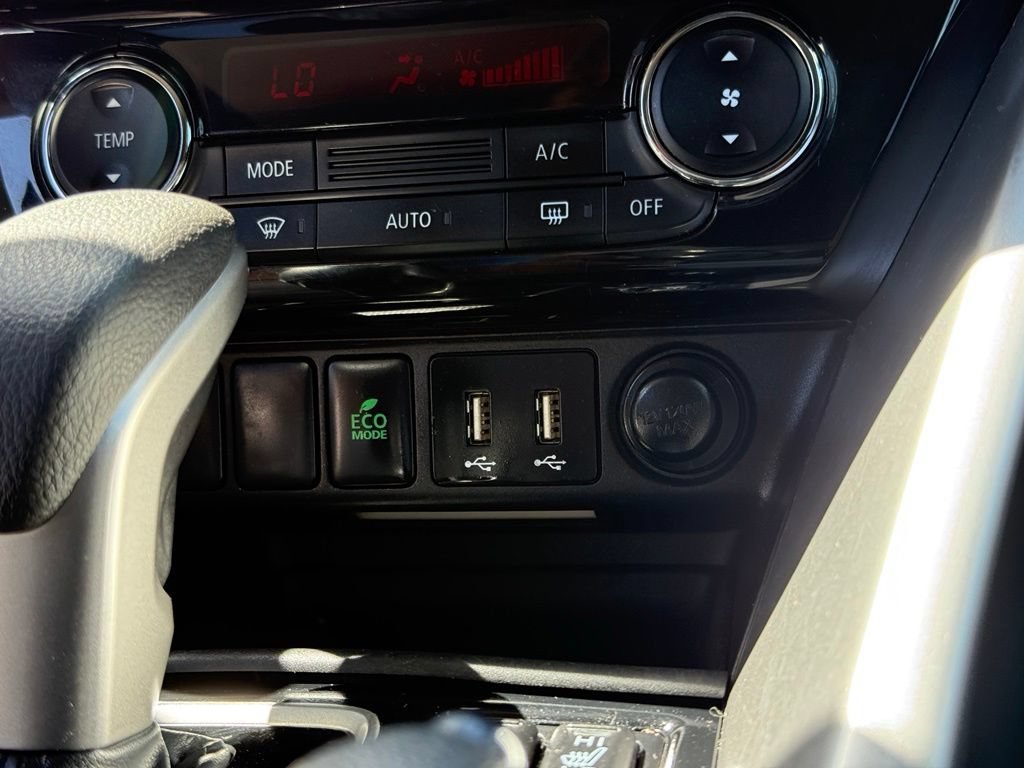 Used 2023 Mitsubishi Eclipse Cross LE AWD/4WD image 28