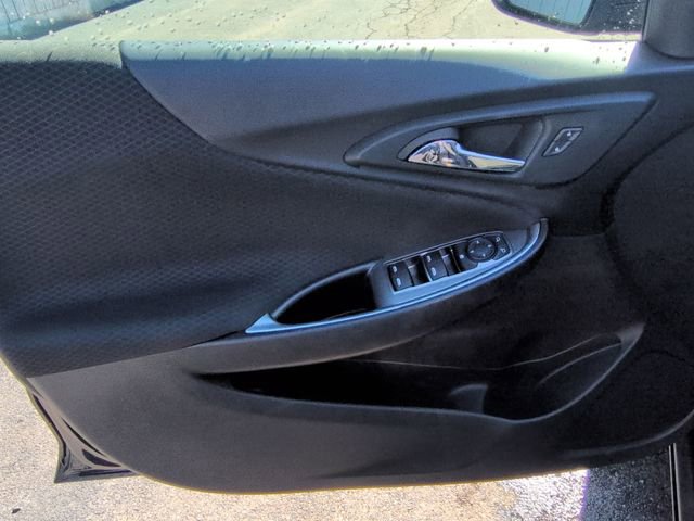 Used 2021 Chevrolet Malibu LT image 23