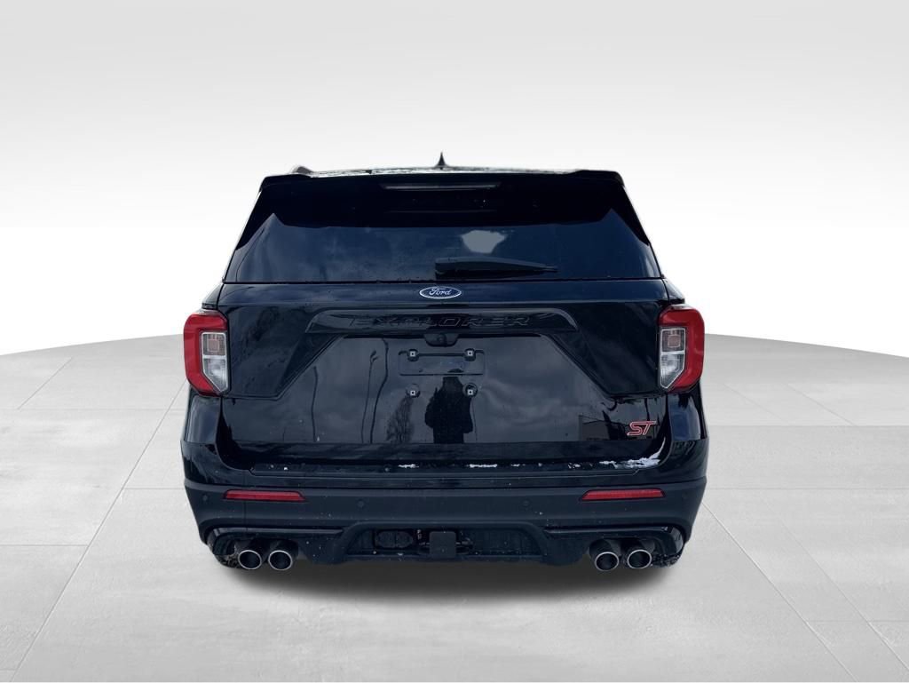 Used 2024 Ford Explorer ST w/ Technology Package image 7