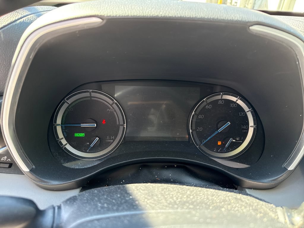 Used 2021 Toyota Highlander XLE AWD/4WD image 22