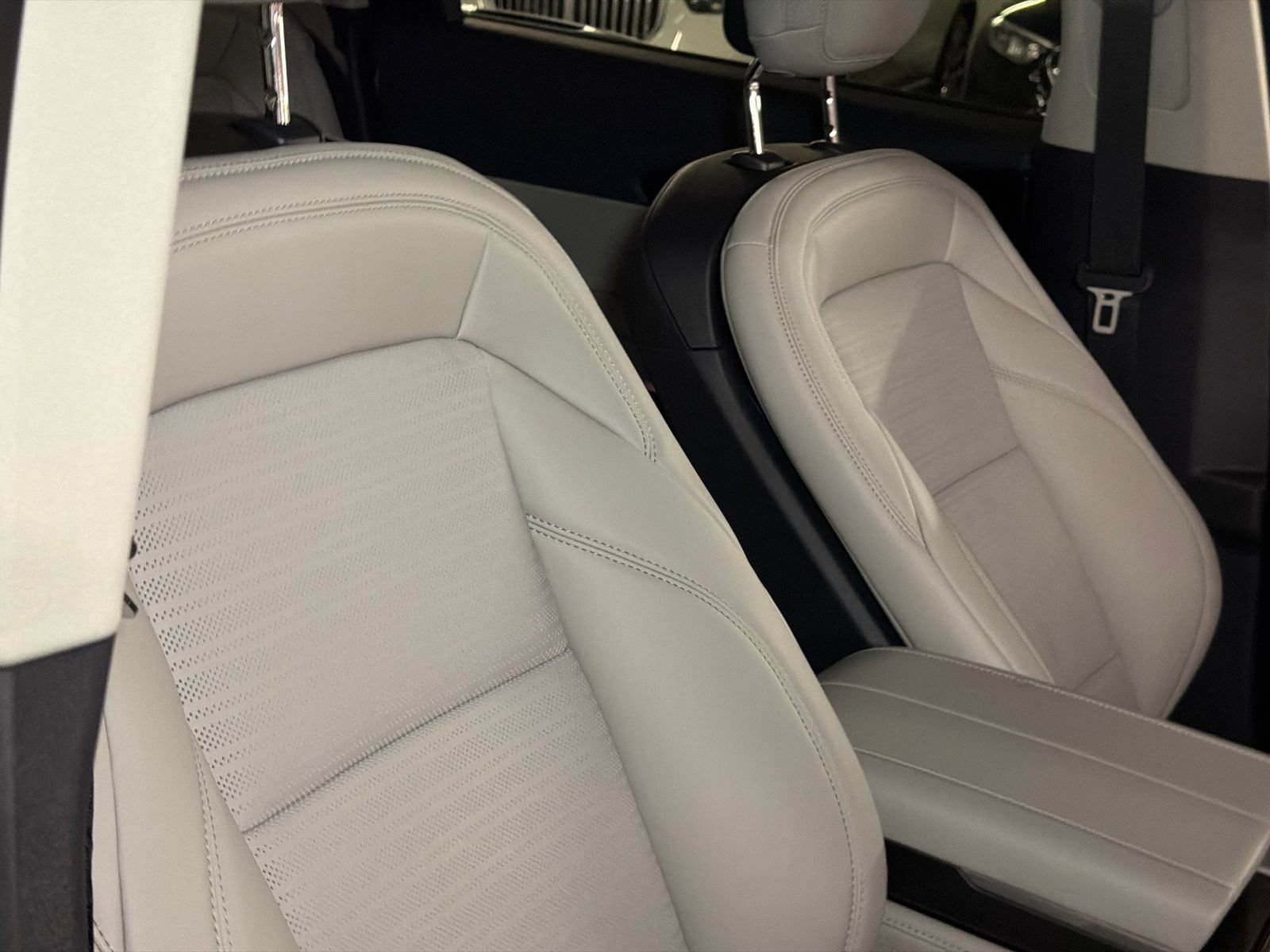 New 2026 Lincoln Nautilus Reserve AWD/4WD image 11
