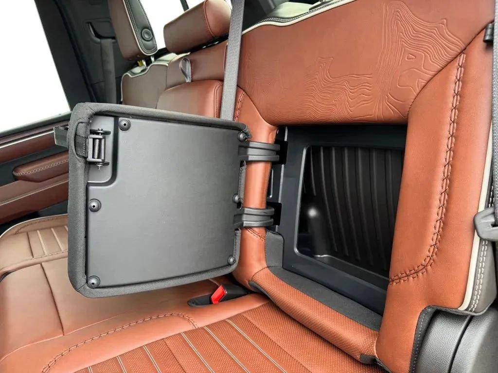 New 2026 GMC Sierra 2500 Denali Ultimate w/ Max Trailering Package AWD/4WD image 19