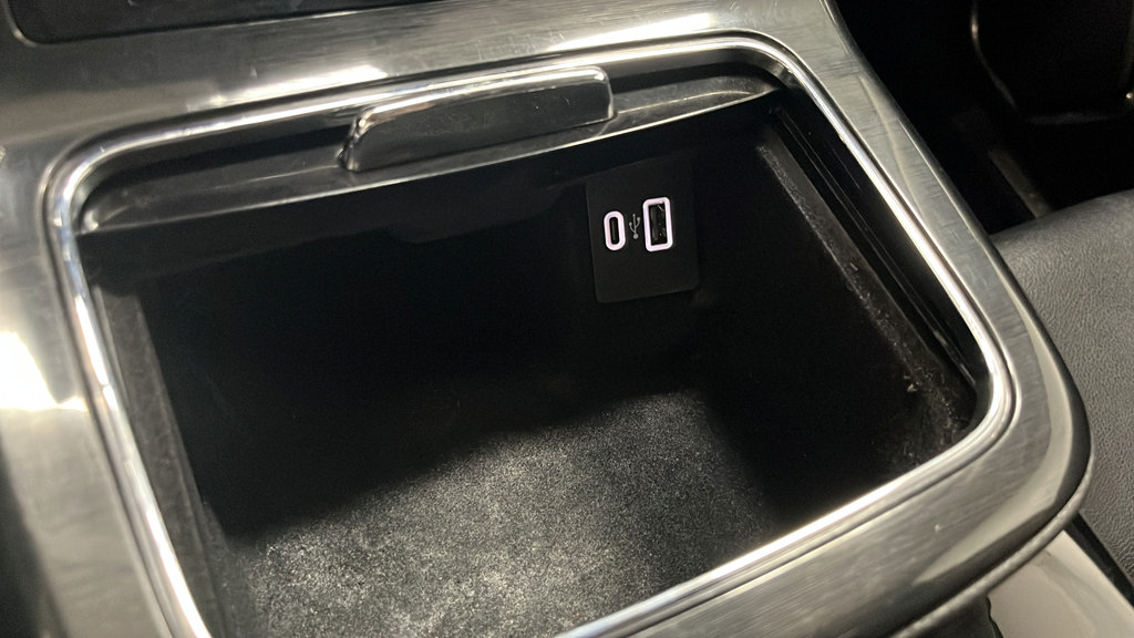 Used 2023 Lincoln Nautilus AWD w/ Premium Package image 32