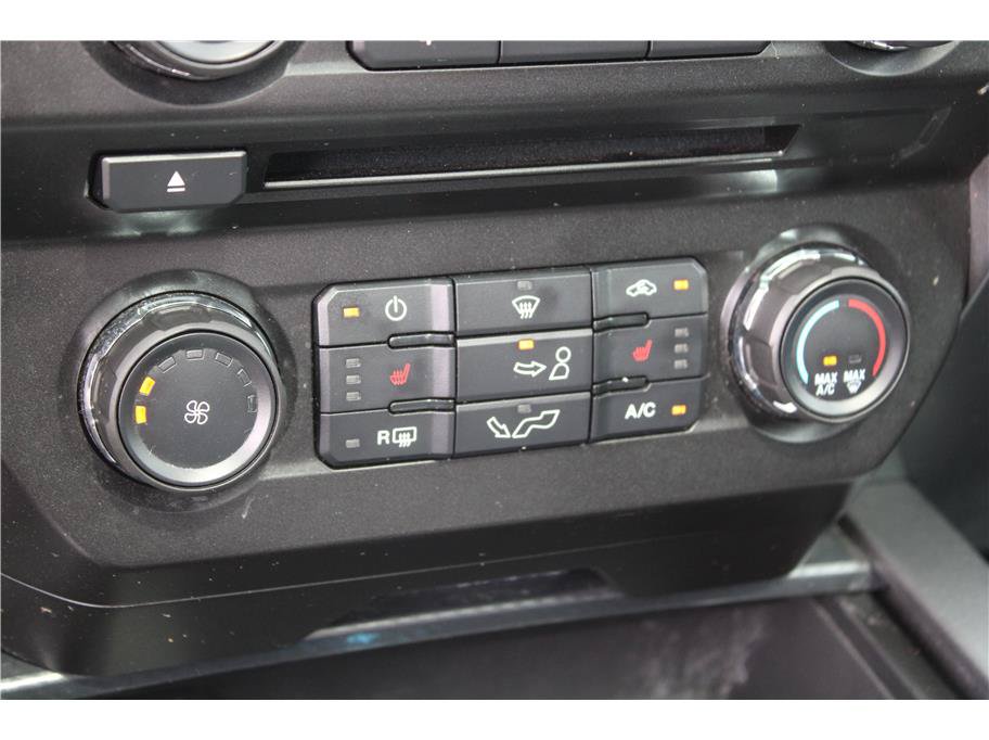 Used 2018 Ford F150 XLT w/ Equipment Group 302A Luxury AWD/4WD image 26