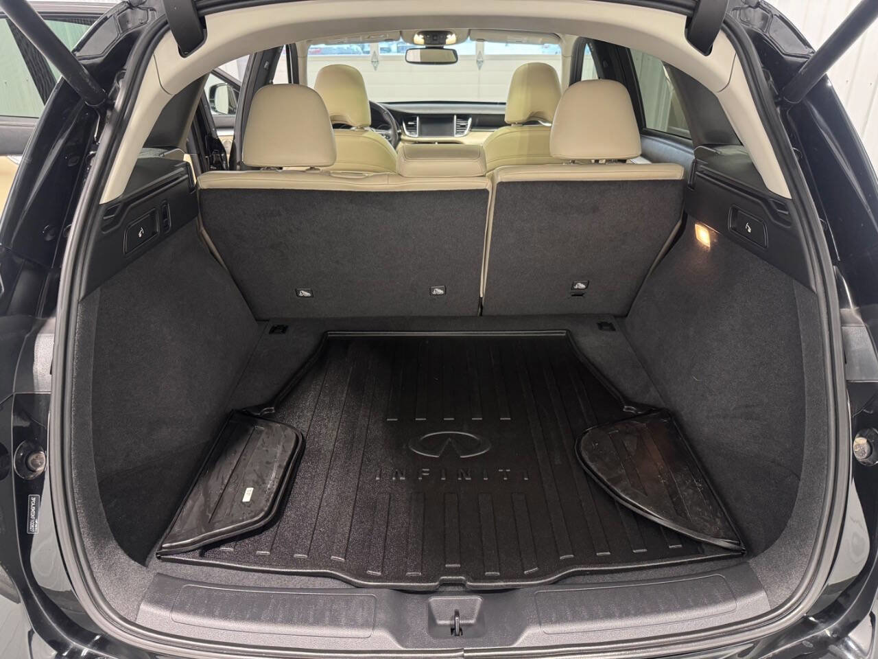 Used 2019 INFINITI QX50 Essential w/ Premium Heat Package image 15