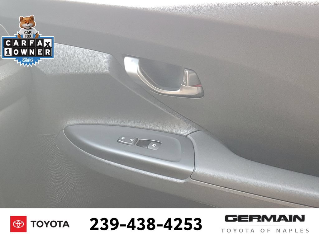 Used 2019 Hyundai Veloster Turbo FWD image 28