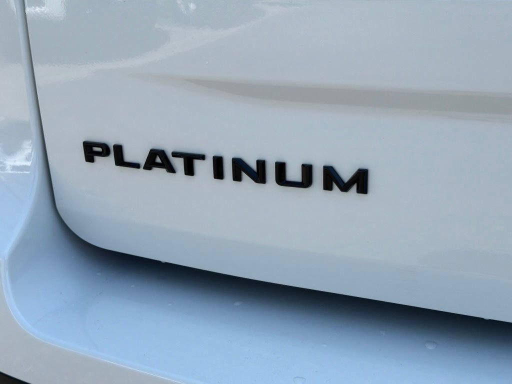 New 2026 Ford Expedition Platinum w/ Stealth Appearance Package AWD/4WD image 15