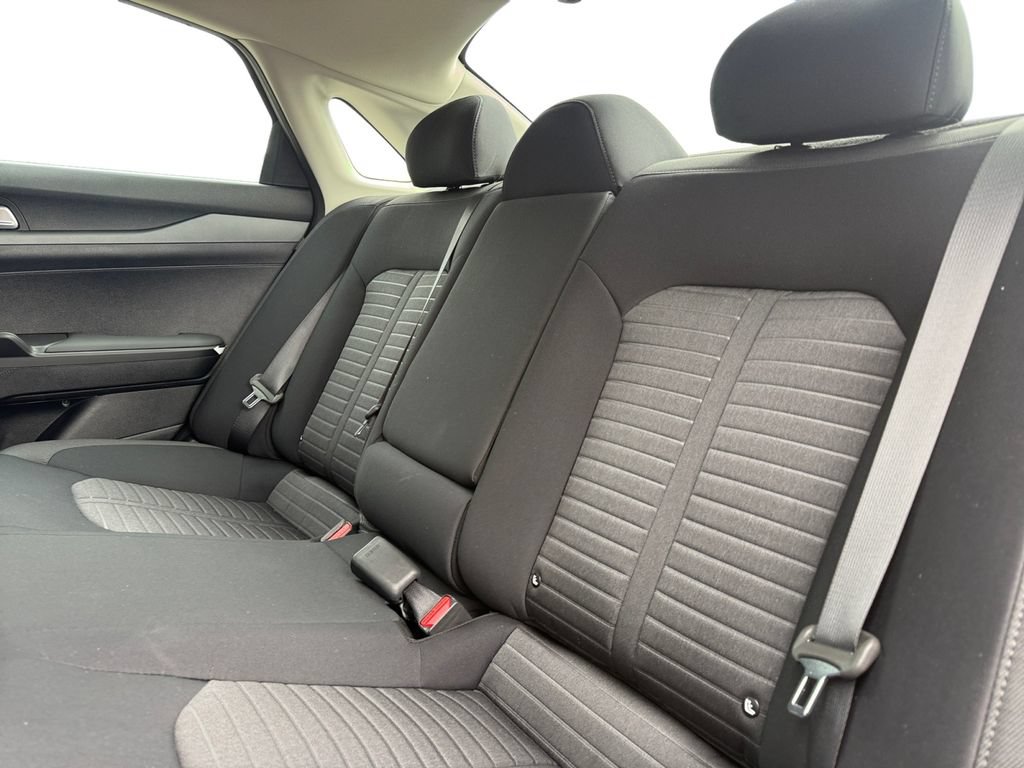 New 2026 Kia K5 LXS FWD image 14