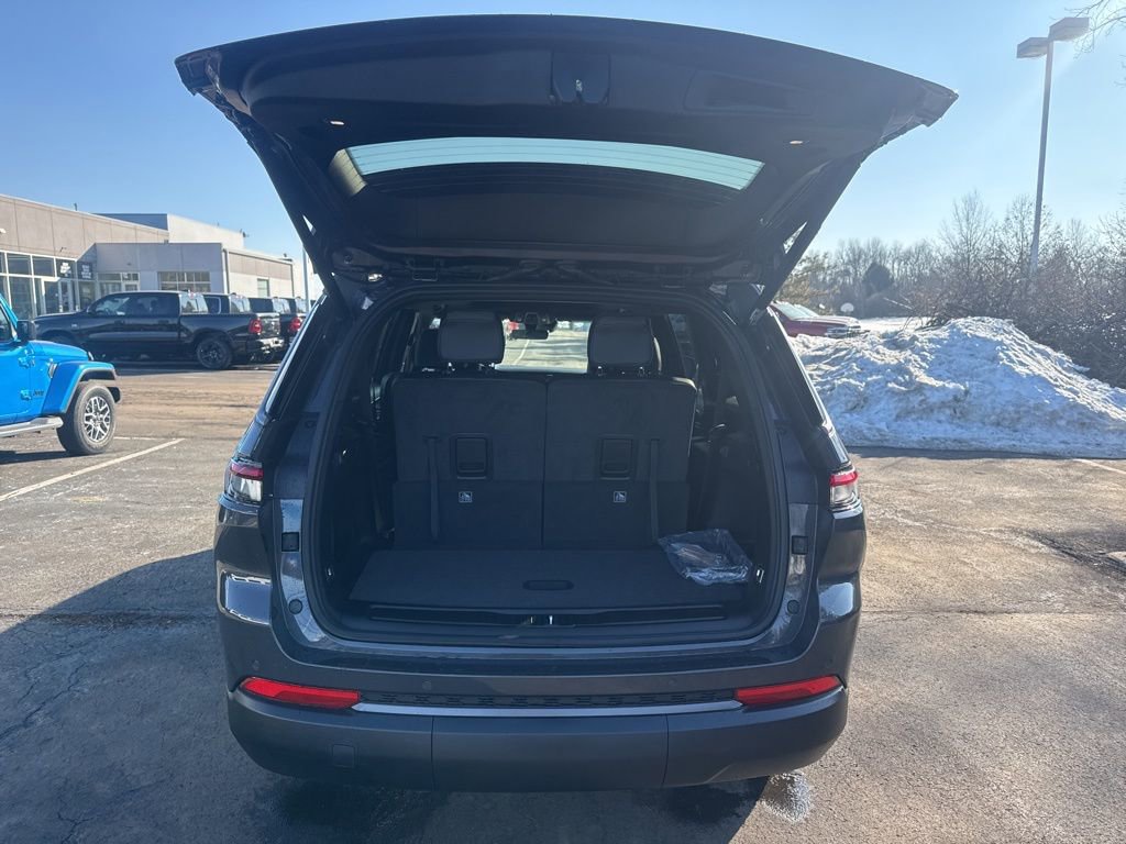 New 2026 Jeep Grand Cherokee L Limited image 43