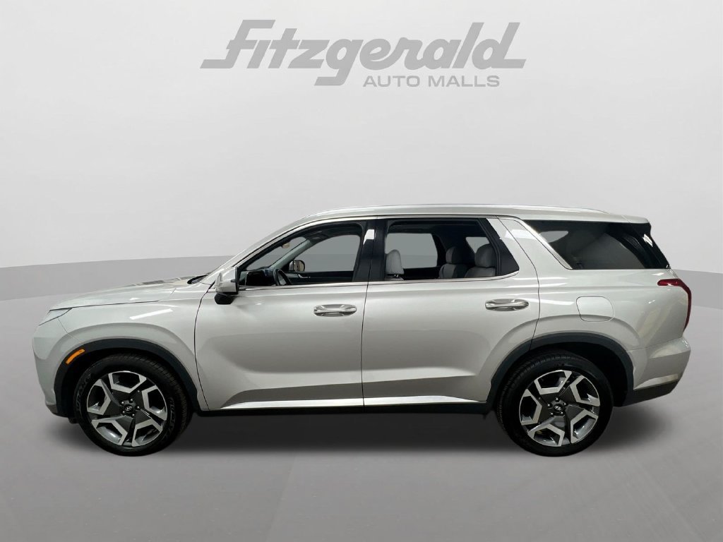 Used 2024 Hyundai Palisade SEL w/ Premium Package FWD image 14