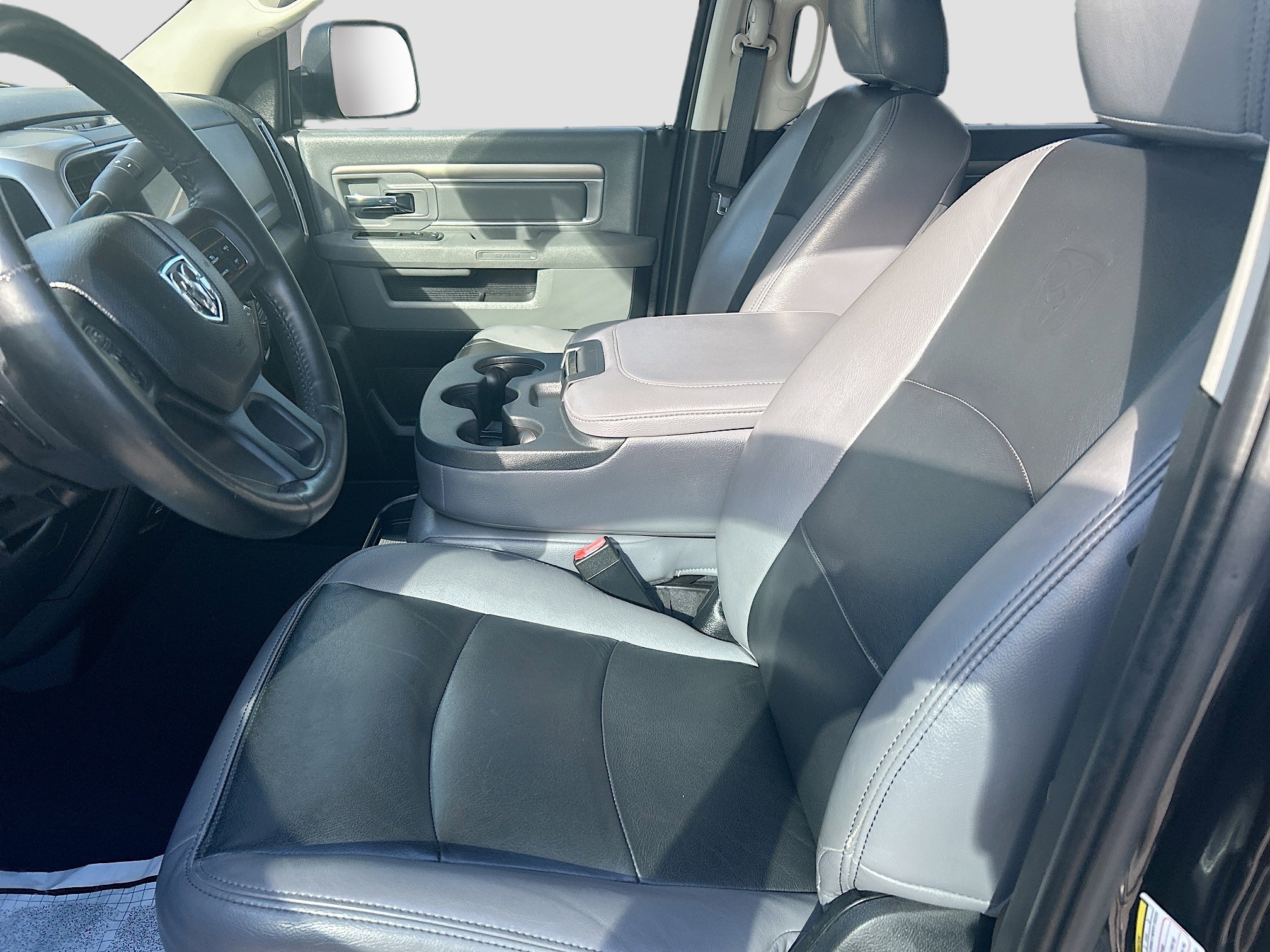 Used 2015 RAM 2500 Big Horn image 21