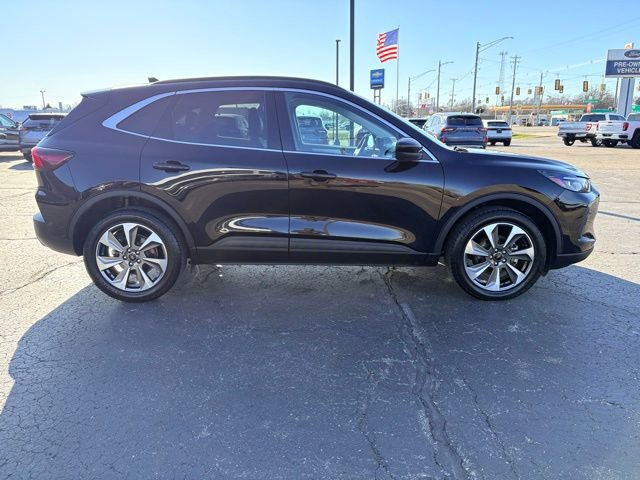 Used 2024 Ford Escape Platinum AWD/4WD image 7