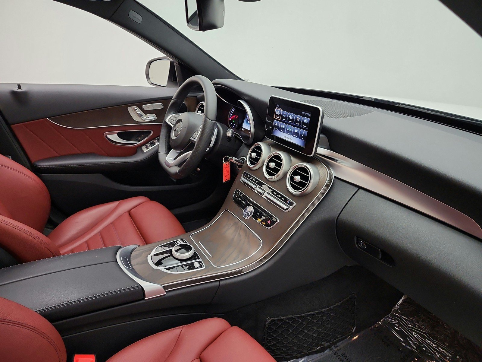 Used 2018 Mercedes-Benz C 300 Sedan image 22