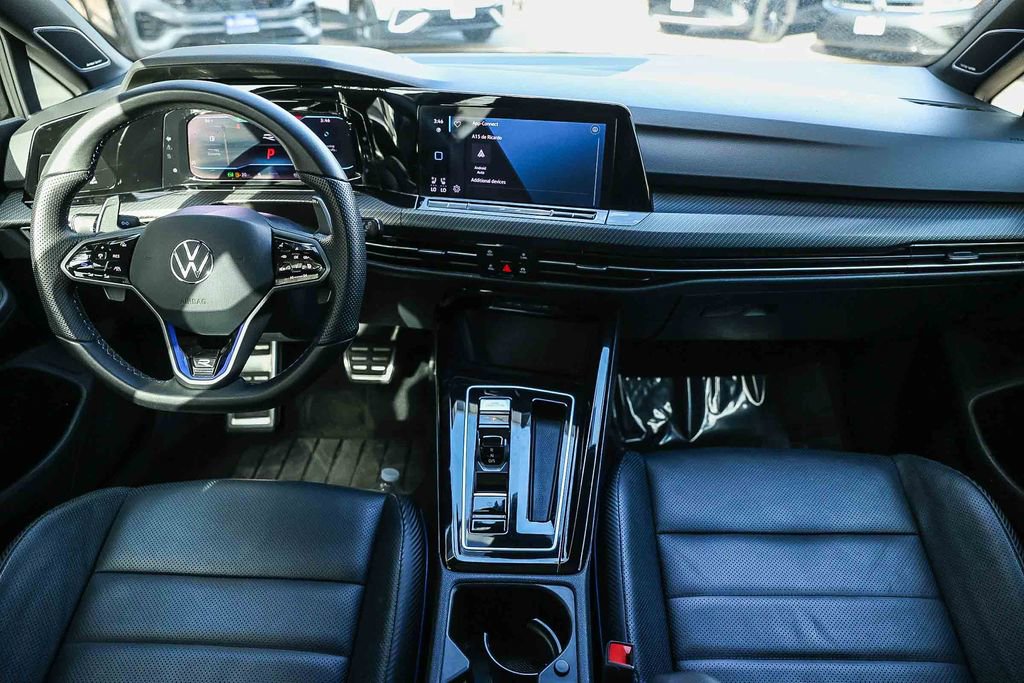 Used 2024 Volkswagen Golf R image 19