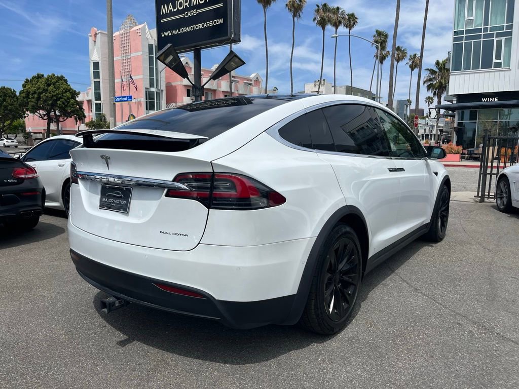 Used 2020 Tesla Model X Long Range image 5