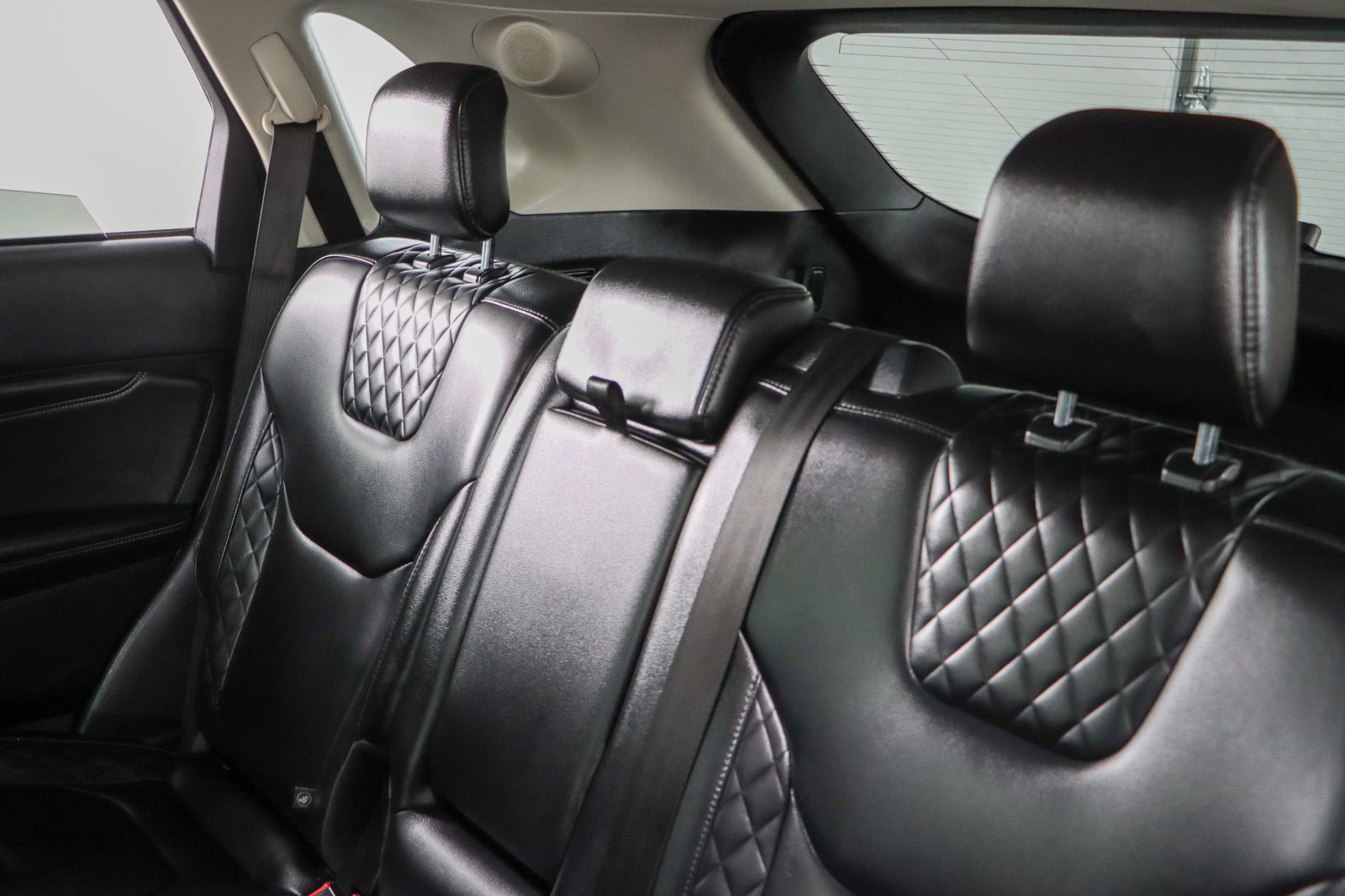 Used 2023 Ford Edge Titanium image 24